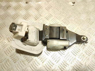 Ремень безопасности центральный задний Subaru Forester S11