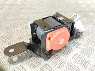 Ремень безопасности центральный задний Subaru Forester S11