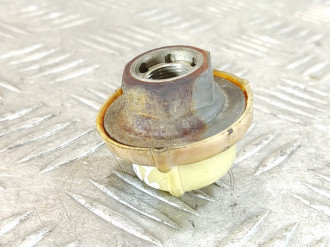 Регулятор давления топлива Subaru Forester S11