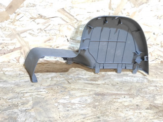 Обшивка багажника правая Subaru Forester S11