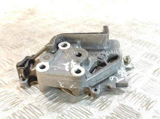 Кронштейн другой Subaru Forester S11