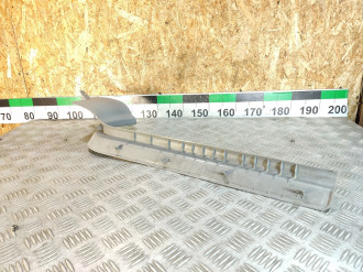 Накладка порога внутренняя передняя правая Subaru Forester S11