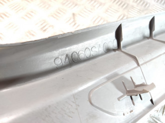 Накладка порога внутренняя передняя правая Subaru Forester S11