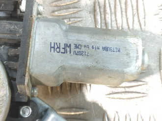 Стеклоподъемник передний правый Subaru Tribeca B9