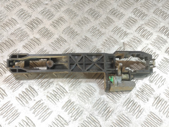 Кронштейн ручки передней левой Subaru Tribeca B9