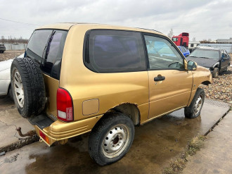 В разборе Suzuki Grand vitara  1998 2005