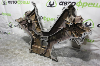 Крышка двигателя передняя Porsche Cayenne 2003-2010