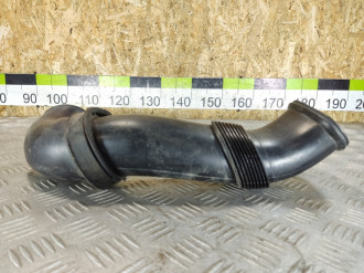 Патрубок воздушного фильтра Porsche Cayenne 