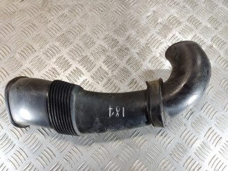 Патрубок воздушного фильтра Porsche Cayenne 