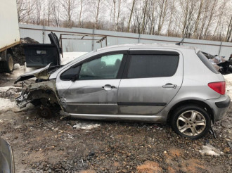 В разборе Peugeot 307 2001 2008