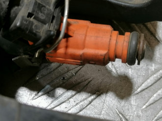 Форсунка двигателя Peugeot 307 2001 2008