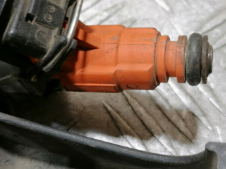 Форсунка двигателя Peugeot 307 2001 2008