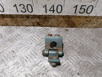 Петля двери передней левой нижняя Peugeot 206 1998 2012