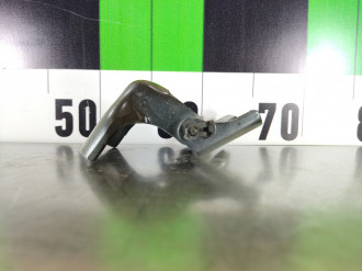 Петля двери передней правой нижняя Peugeot 408 2012-2021