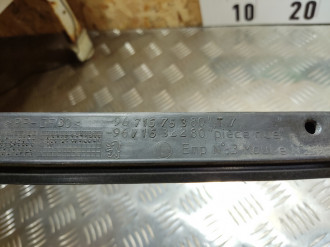 Планка под лобовое стекло Peugeot 408 2012-2021