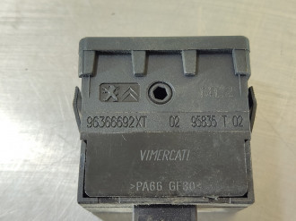 Кнопка регулировки фар Peugeot 408 2012-2021