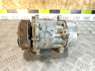 Компрессор системы кондиционирования Peugeot 406 1995-1999