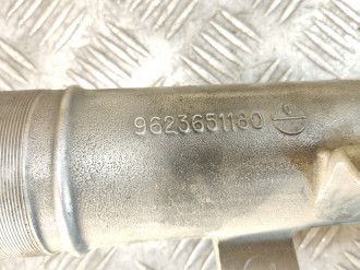 Патрубок интеркулера Peugeot 406 1995-1999