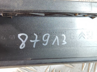 Накладка двери задней левой Peugeot 3008 2010-2016