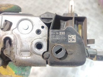 Замок двери передней правой Peugeot 3008 2010-2016