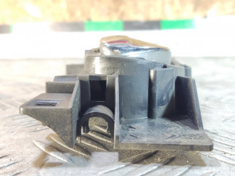 Ручка двери внутренняя передняя правая Peugeot 3008 2010-2016