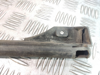 Уплотнитель двери передней левой Peugeot 3008 2010-2016