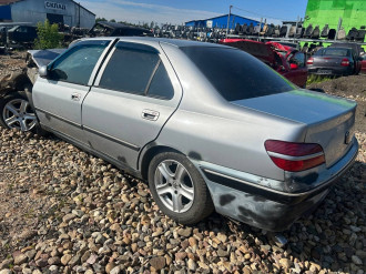 В разборе Peugeot 406 1999-2004