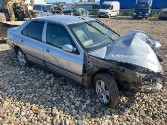 В разборе Peugeot 406 1999-2004