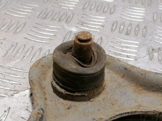 Рычаг передний верхний левый Rover 400 1995 2000