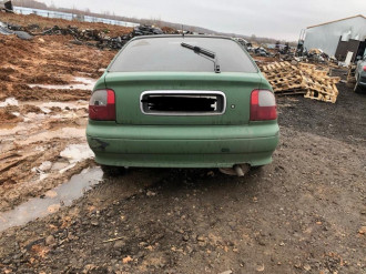В разборе Rover 400 1995 2000