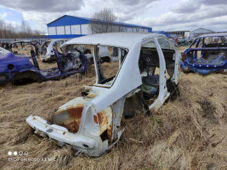 Порог со стойкой правой Renault Logan 2005 2014