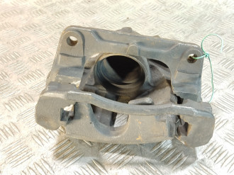 Суппорт передний правый Renault Scenic 2003 2009