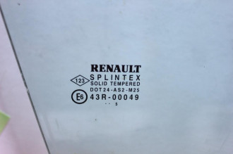 Стекло двери передней правой Renault Scenic 2003 2009