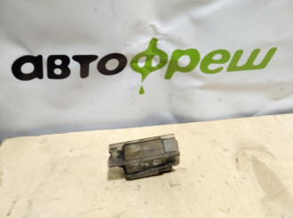 Фонарь подсветки номера Renault Clio 2005 2012