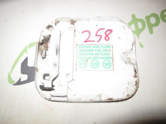 Лючок бензобака Renault Logan 2005 2014