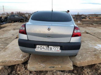 В разборе Renault Megane 2003 2009