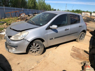 В разборе Renault Clio 2005 2012