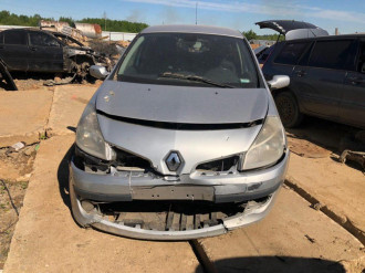 В разборе Renault Clio 2005 2012