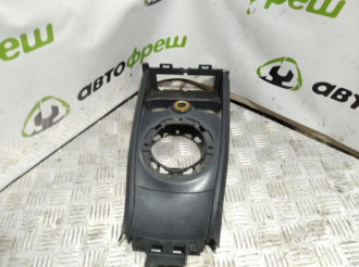 Рамка кулисы кпп Renault Megane 2003 2009