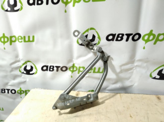 Петля багажника правая Renault Megane 2003 2009