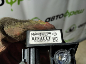 Датчик Air Bag Renault Megane 2003 2009