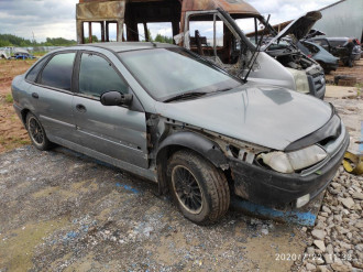 В разборе Renault Laguna 1994 1998