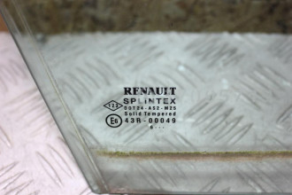 Форточка передняя правая Renault Scenic 2003 2009