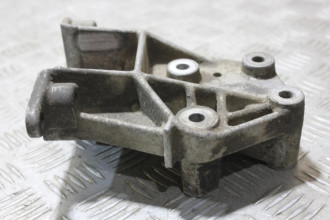 Опора кпп Renault Laguna 1994 1998