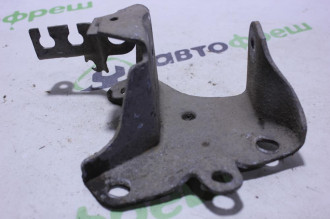 Кронштейн Renault Megane 2003 2009