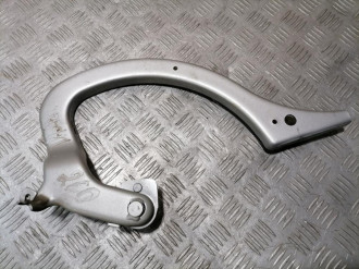 Петля крышки багажника правая Renault Symbol 1998 2008