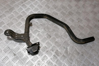 Петля крышки багажника правая Renault Logan 2005 2014