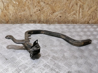 Петля крышки багажника правая Renault Logan 2005 2014