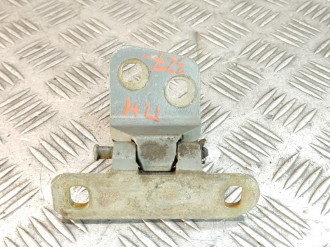 Петля двери передней правой нижняя Renault Laguna 1994 1998