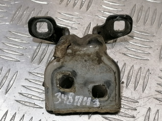 Петля двери задней правой нижняя Renault Logan 2005 2014